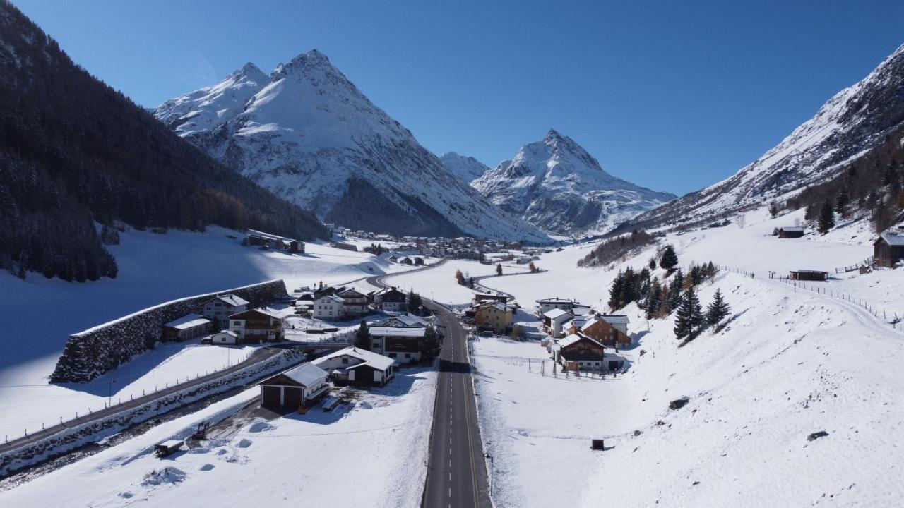 Sonnenkogel Appartement Galtür Esterno foto